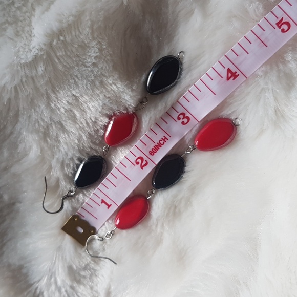 SET | Earrings and Necklace | Red & Black | Handmade - Picture 8 of 10